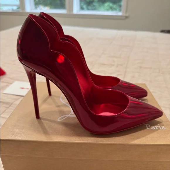 Christian Louboutin Hot Chick 100 heels in 40.5 in Psychic Red - Picture 3 of 15